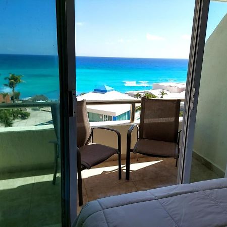 Departamento Cielo Ocen View En Condominios Solymar Cancún Kültér fotó