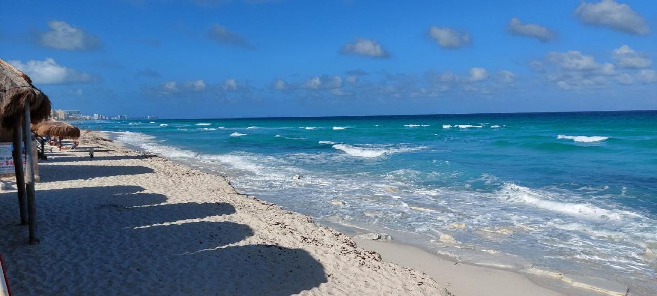 Departamento Cielo Ocen View En Condominios Solymar Cancún Kültér fotó