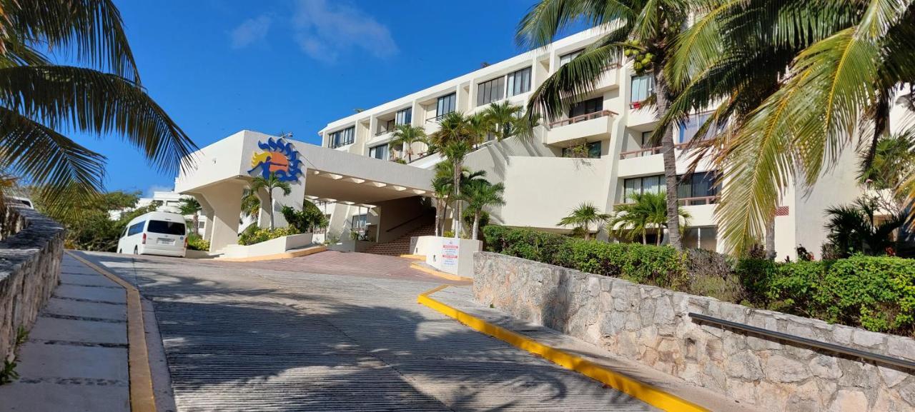 Departamento Cielo Ocen View En Condominios Solymar Cancún Kültér fotó